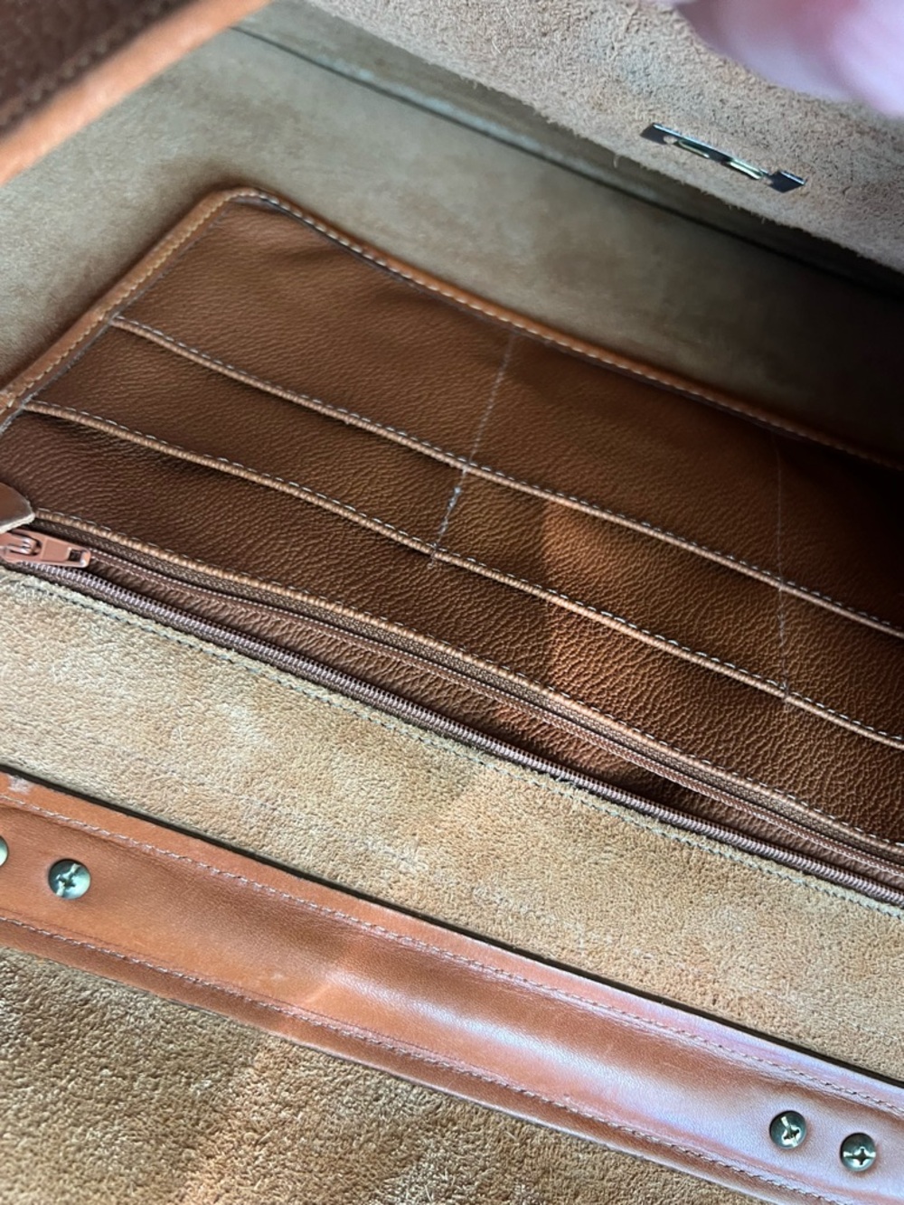 Dooney & Bourke Cognac Leather Messenger Bag - Classic Briefcase Style - Picture 9 of 10